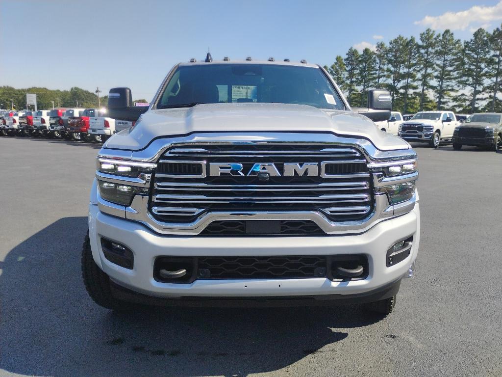 ram ram 5500 chassis cab 2027 3C7WRNEL7VG360520 image ram ram 5500 chassis cab 2027 3C7WRNEL7VG360520 image